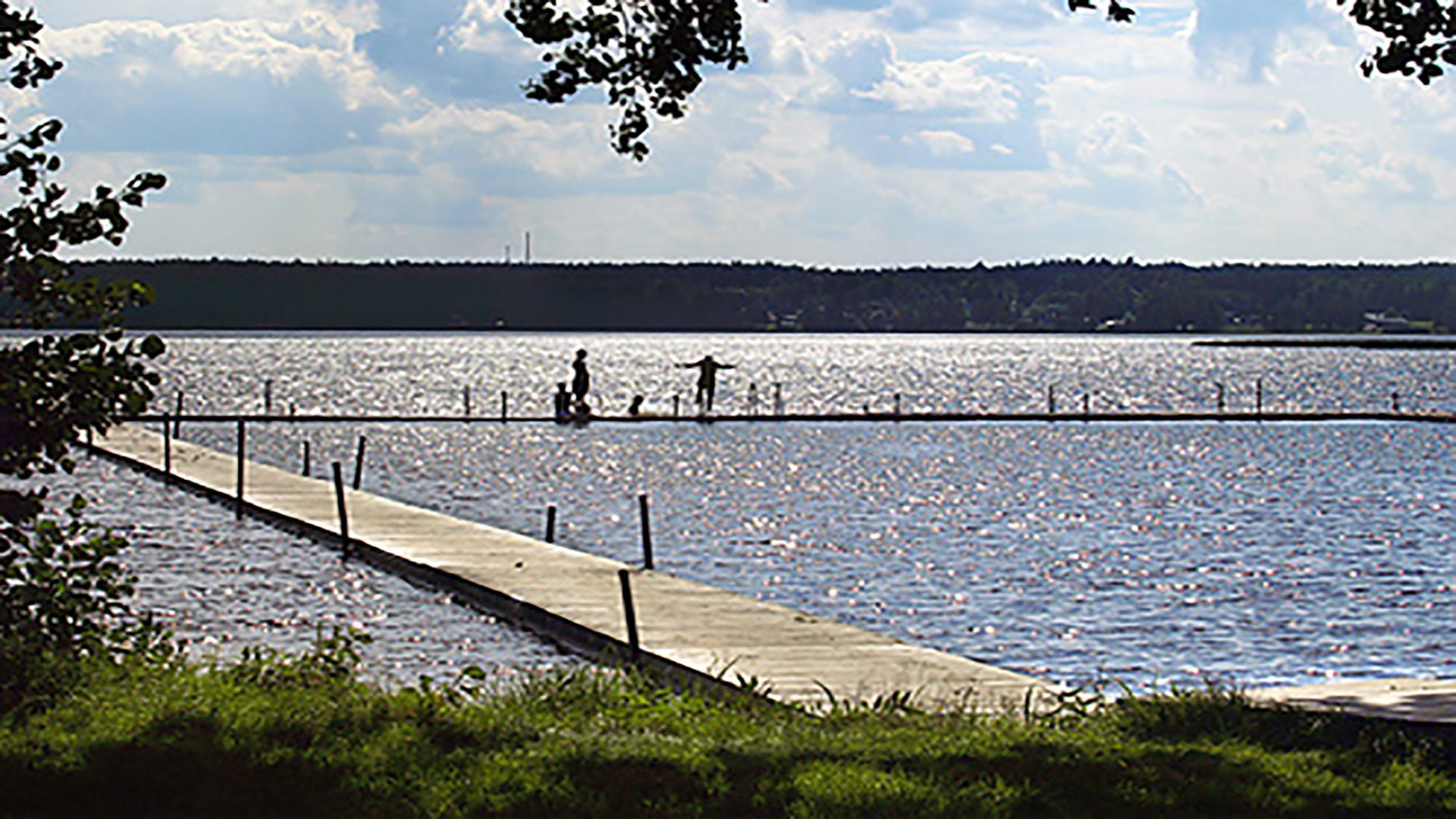 Vatten, badbrygga vid Totrabadet