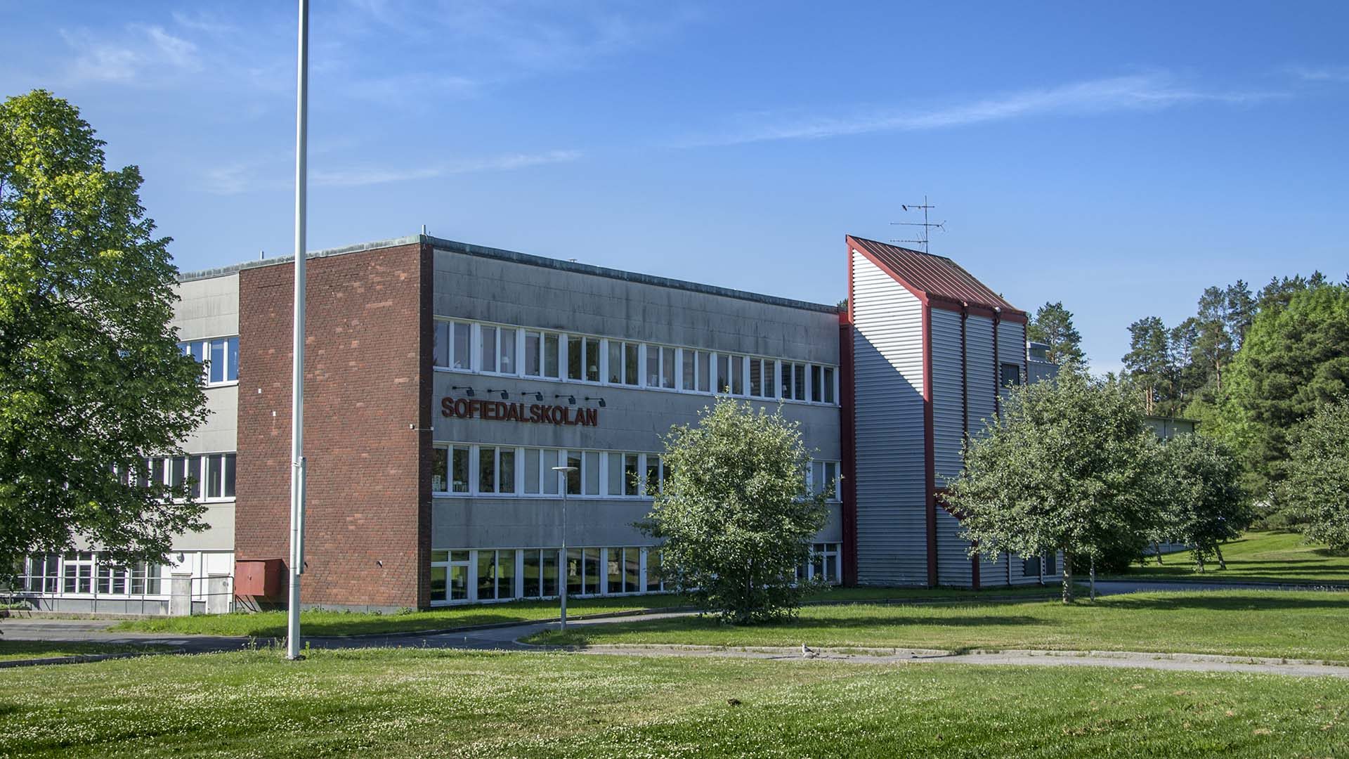 Sofiedalskolan från utsidan