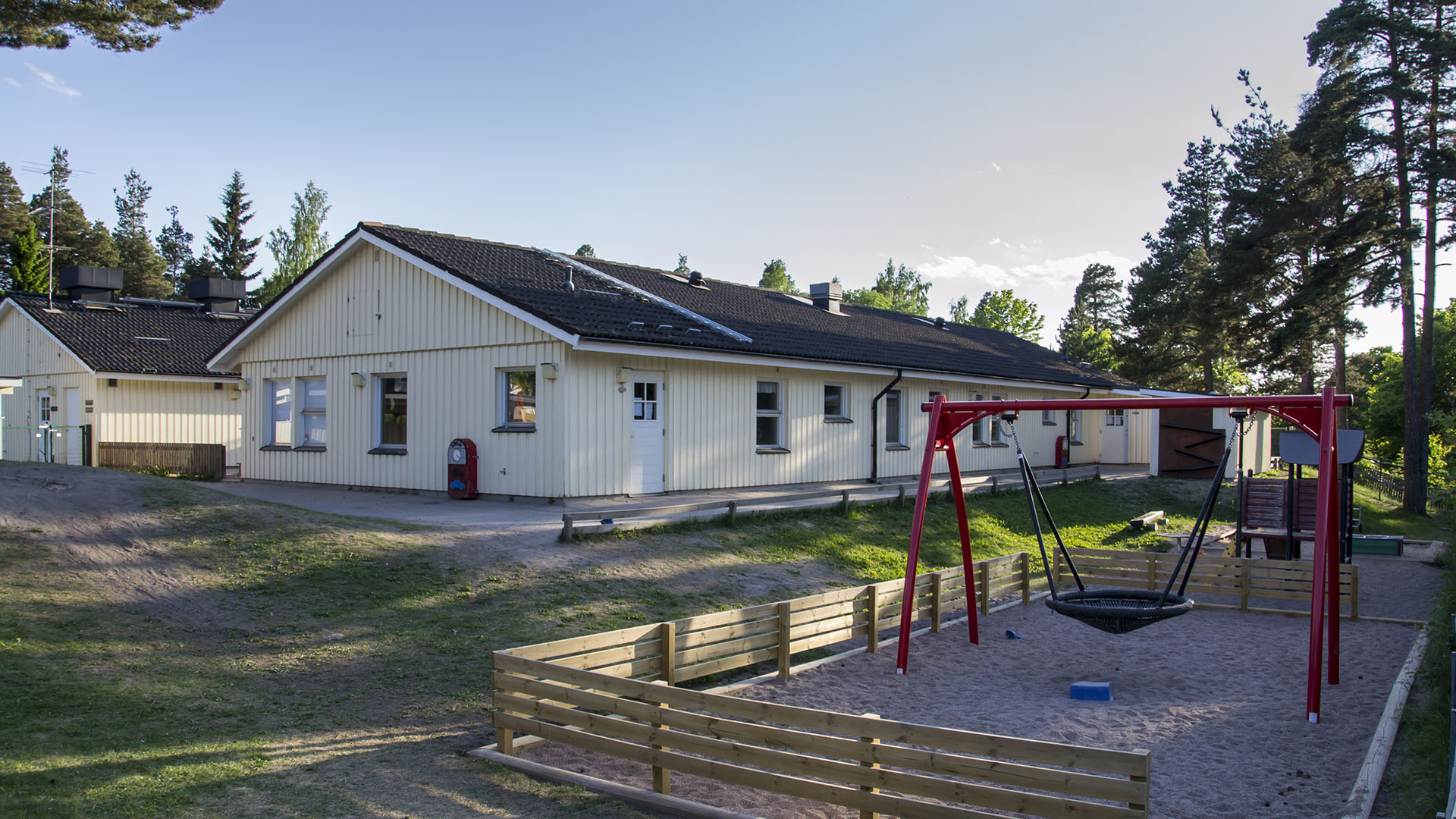 Myrbackagården