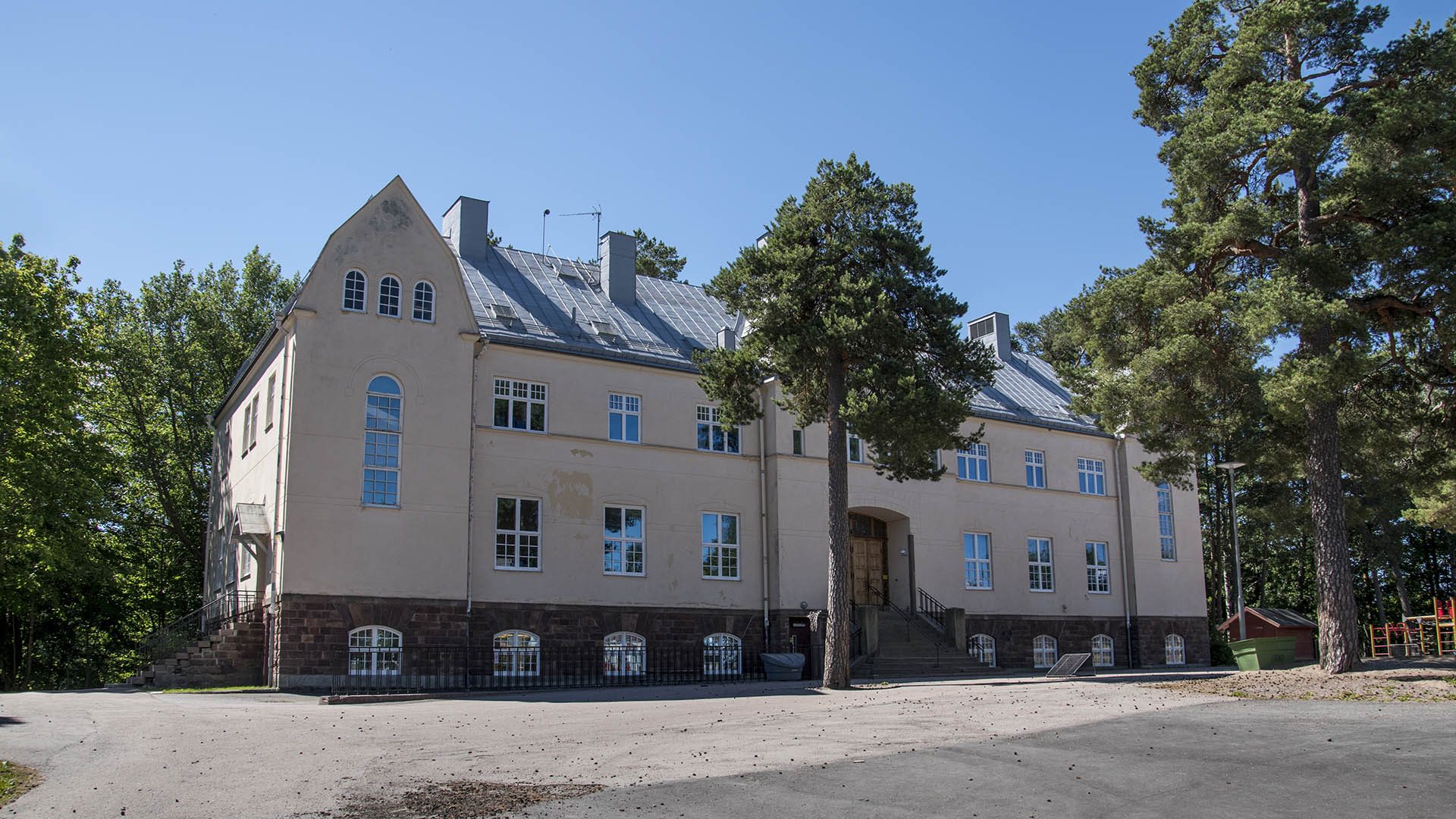 Exteriörbild på Forsbacka skola