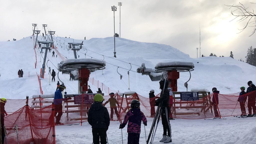 Skidåkare i Hemlingbybacken