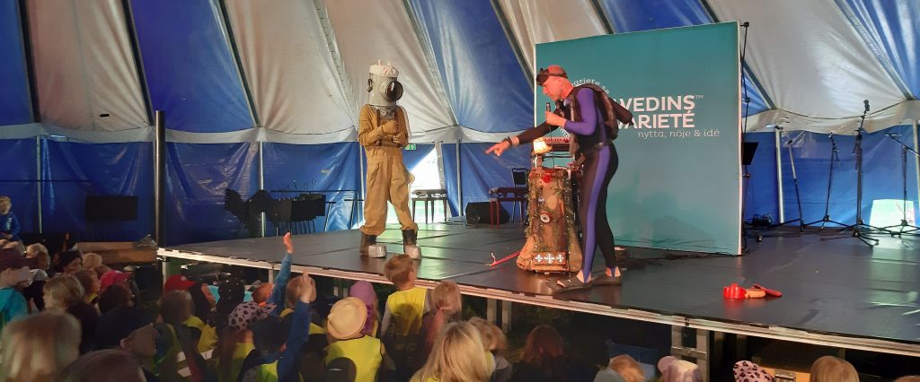 Föreställning i ett cirkustält