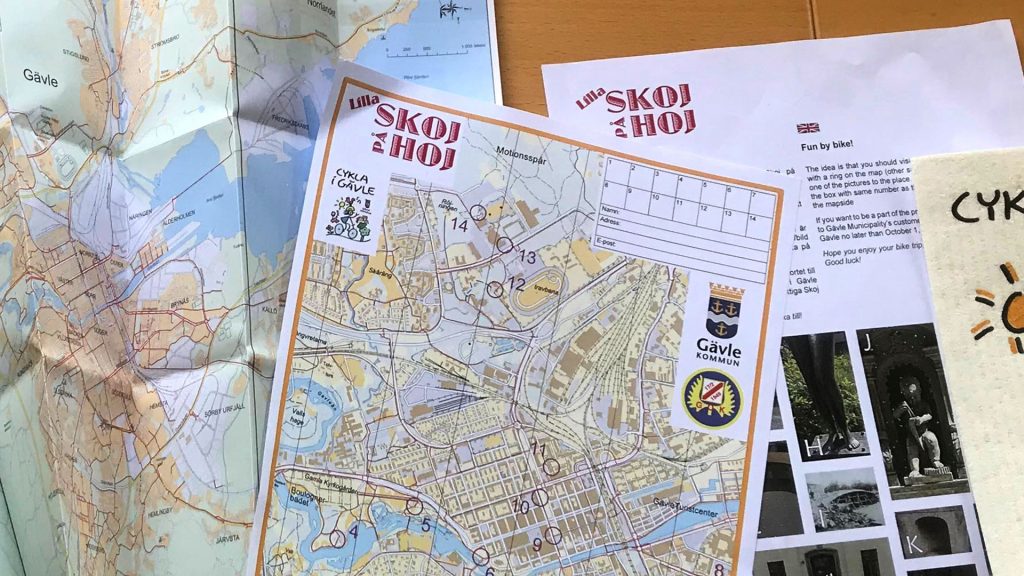 Kartor med kontrollerna i Lilla skoj på hoj