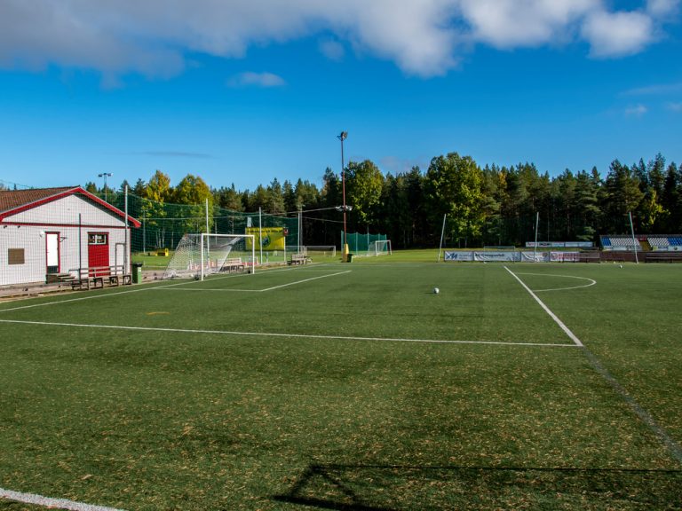 Målområde på ena sidan av Hille IPs fotbollsplan