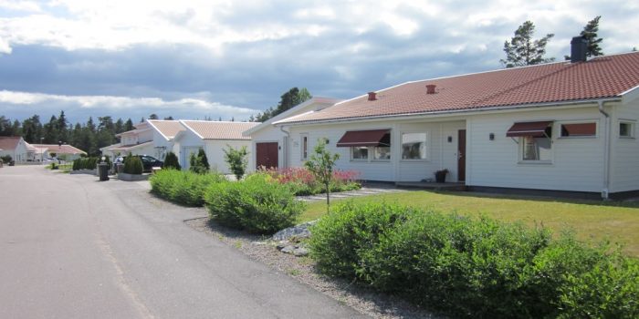 farthinder i ett bostadsområde