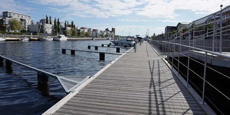 Bryggorna i Gästhamnen.