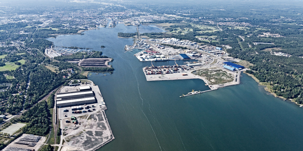 Vy över Gävle hamn
