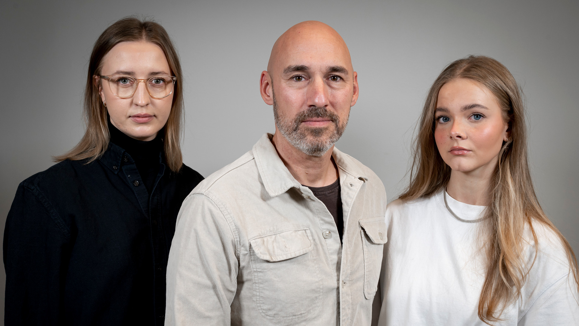 Agnes Sköldberg - Blåklockan, Johan Pliakas - Stickan, Alva Blomkvist - Blåklockans tjejjour Vulcana.