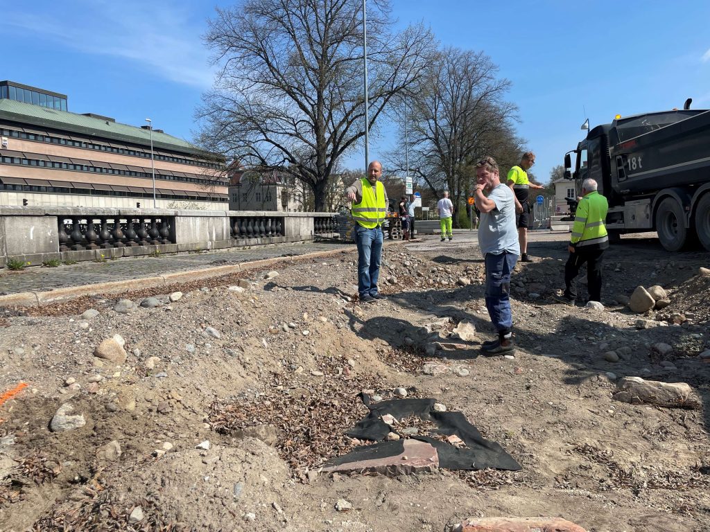 Arkeologisk utgrävning vid kajen