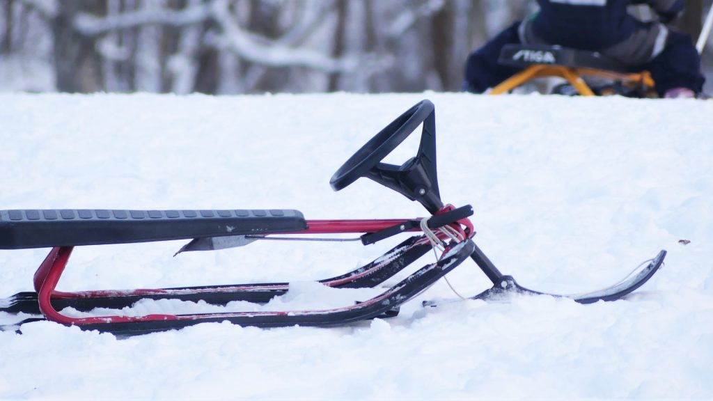 En pulka i pulkabacken.