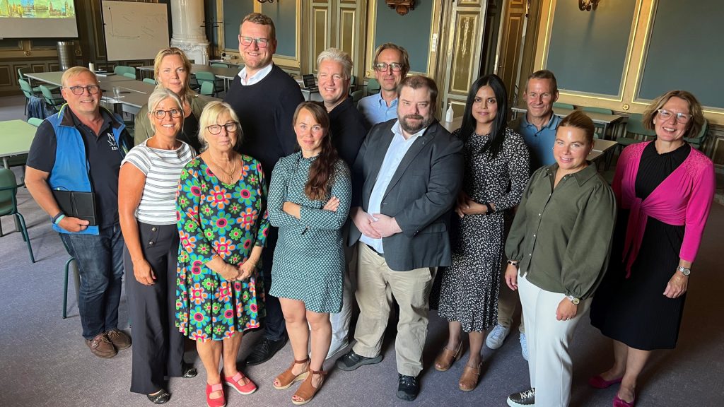 En gruppbild på den närvarande arbetsgruppen under workshopen 18 augusti