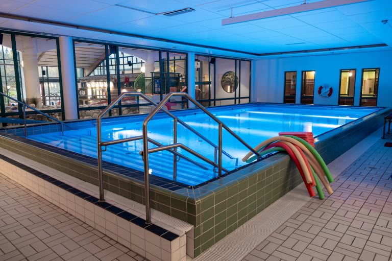 Pool i inomhusbadet