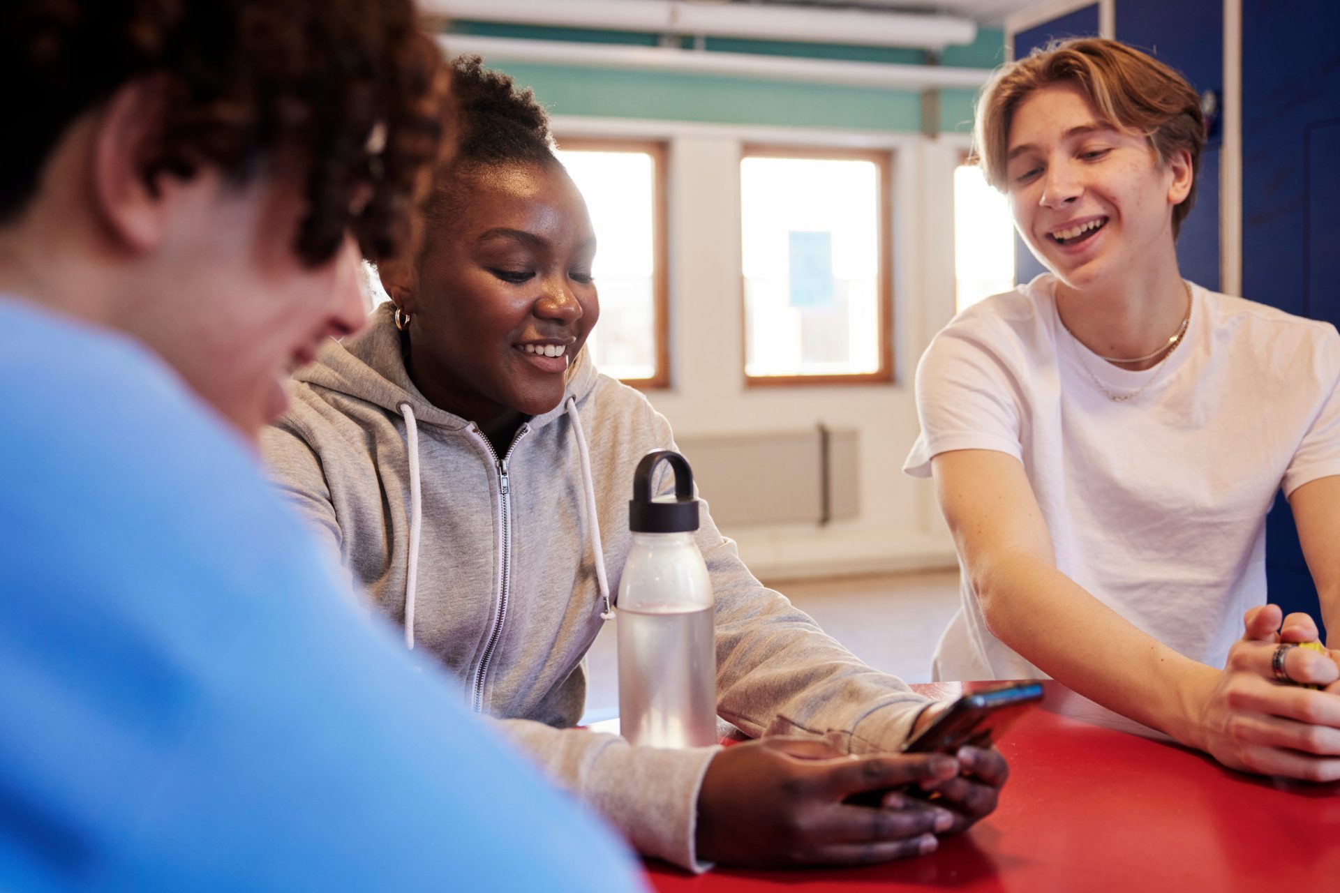 Ungdomar som konverserar