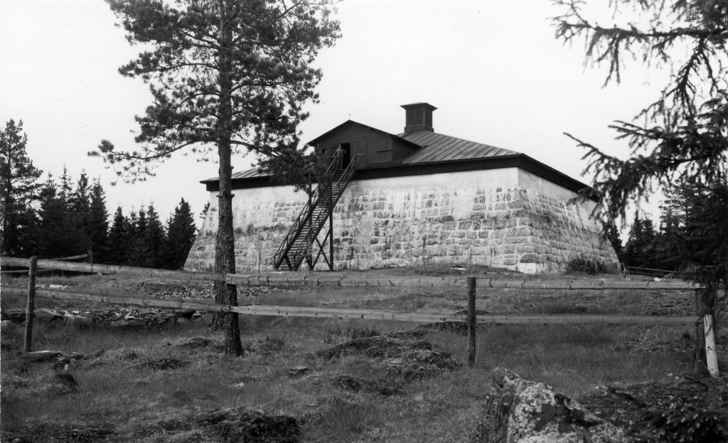Foto: Vattenreservoaren i Hemlingby.
Foto ur Länsmuseet Gävleborgs samlingar.
