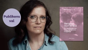 Författarporträtt på en kvinna samt ett bokomslag