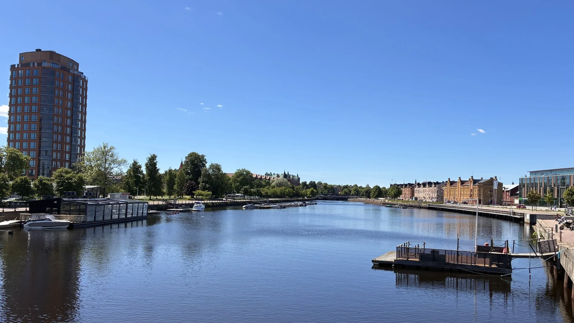 Foto som visar Norra och Södra Skeppsbron och Gavleån